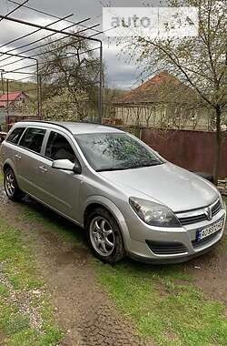 Універсал Opel Astra 2006 в Ужгороді