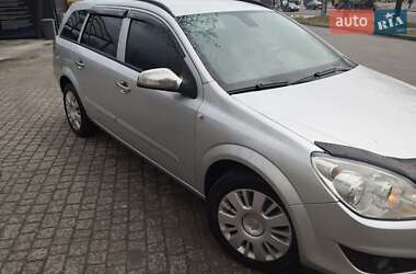 Универсал Opel Astra 2007 в 