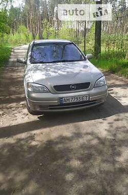 Седан Opel Astra 2007 в Радомышле