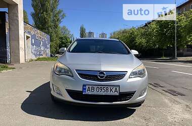 Хэтчбек Opel Astra 2009 в Киеве