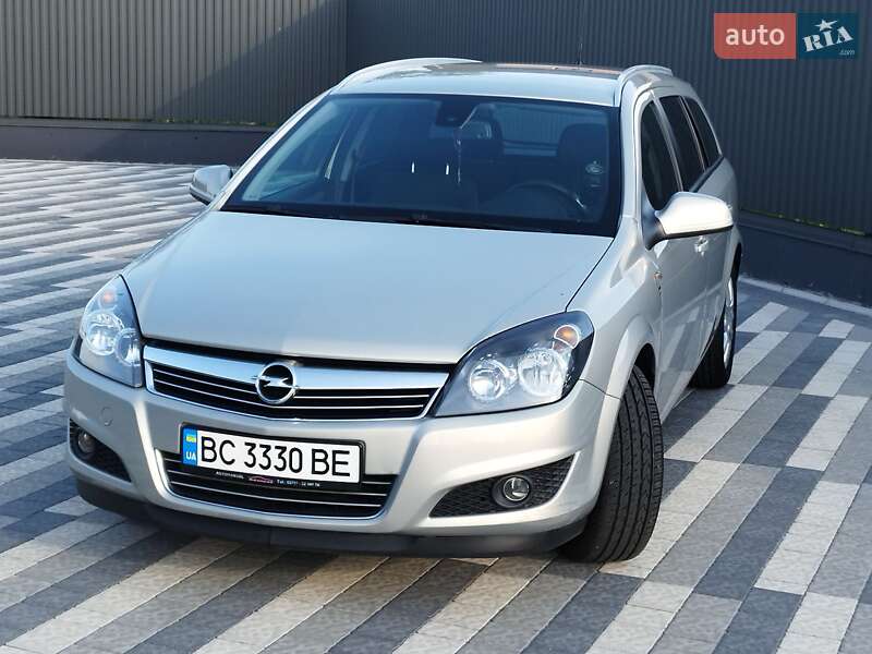 Универсал Opel Astra 2010 в Львове фото 5 Универсал Opel Astra 2010 в Львове