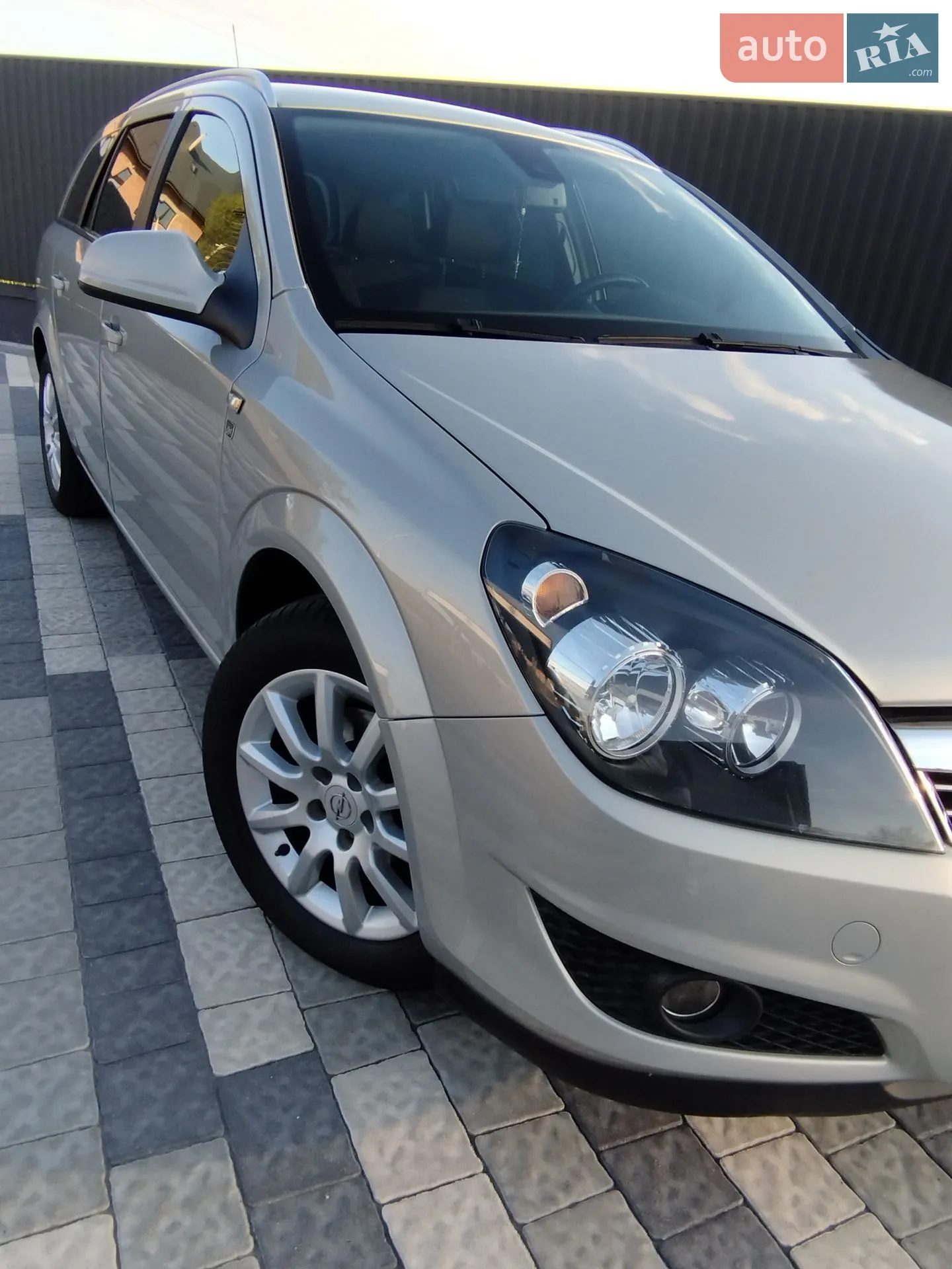 2010 Opel Astra - мініатюра 15