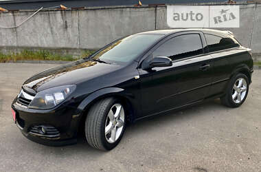 Купе Opel Astra 2006 в Киеве