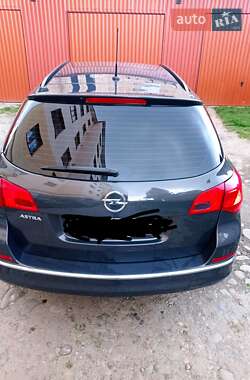 Універсал Opel Astra 2015 в 