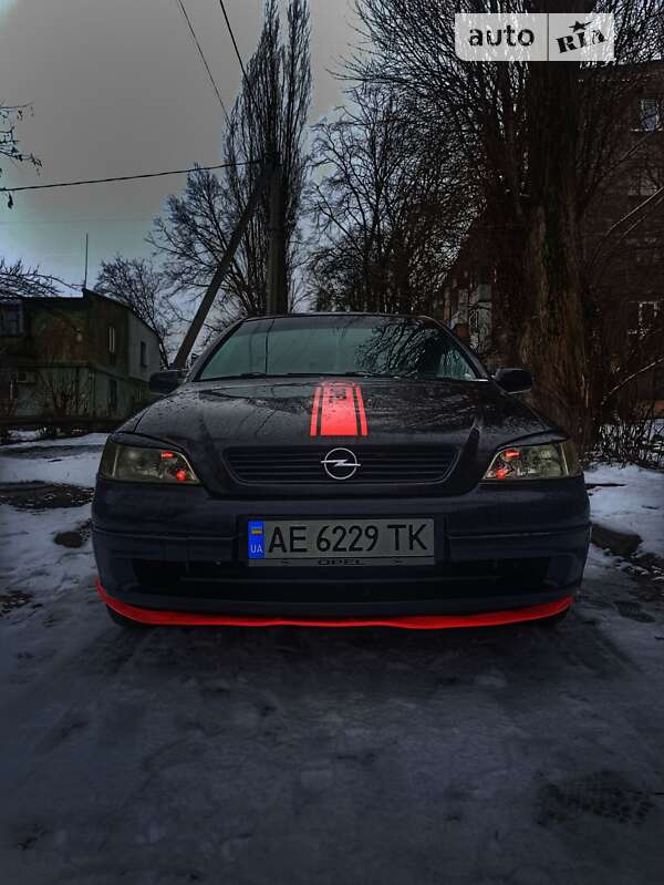 Хэтчбек Opel Astra 1999 в Каменском