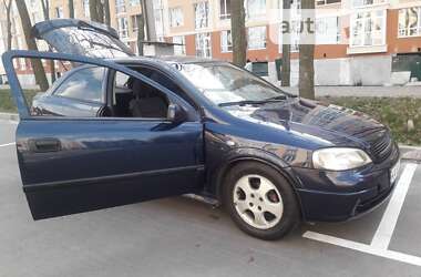 Хэтчбек Opel Astra 2000 в Тетиеве