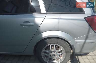 Универсал Opel Astra 2006 в Стрые