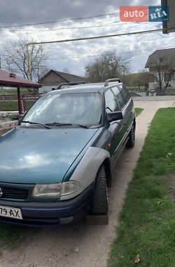 Універсал Opel Astra 1998 в 