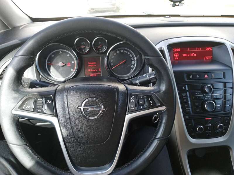 Универсал Opel Astra 2011 в Шепетовке