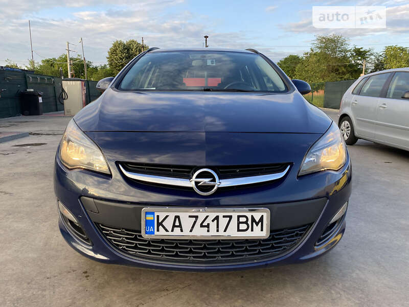 Универсал Opel Astra 2014 в Одессе