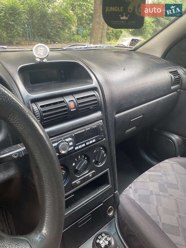 Opel Astra 1999