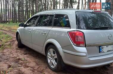 Универсал Opel Astra 2009 в 