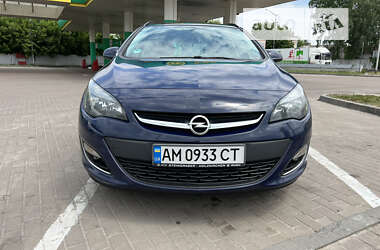 Универсал Opel Astra 2013 в Житомире