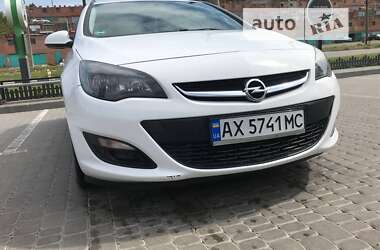 Универсал Opel Astra 2013 в Харькове