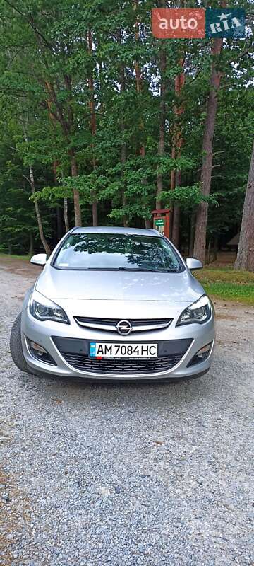 Opel Astra 2014