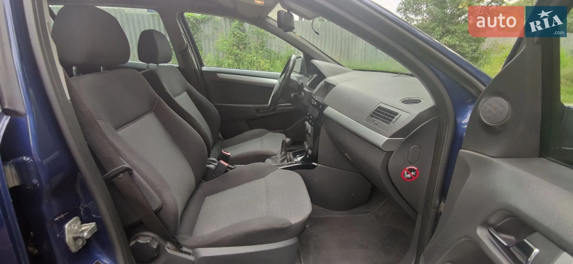2010 Opel Astra - мініатюра 14