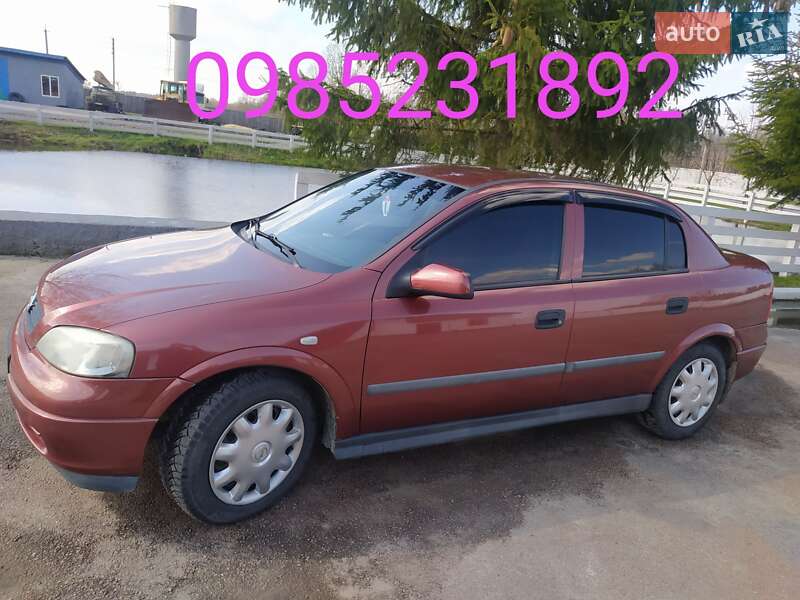 Седан Opel Astra 2001 в Звягеле