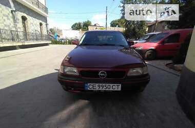 Хэтчбек Opel Astra 1997 в Черновцах