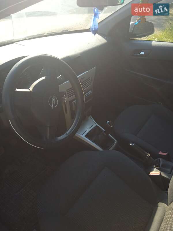 Хетчбек Opel Astra 2007 в Коростені
