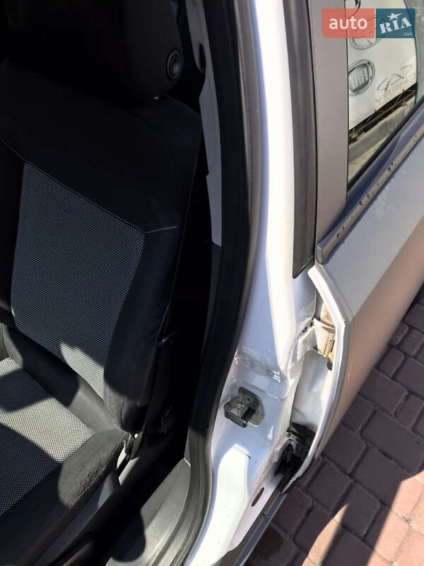 Хэтчбек Opel Astra 2009 в Горишних Плавнях