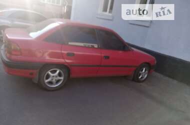 Седан Opel Astra 1993 в Виннице