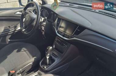 Универсал Opel Astra 2017 в 