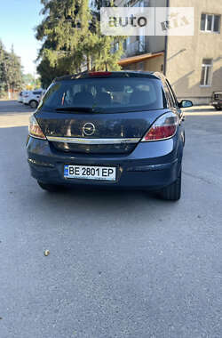 Хэтчбек Opel Astra 2008 в Первомайске