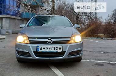 Універсал Opel Astra 2005 в Конотопі