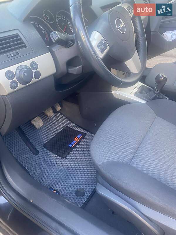 Универсал Opel Astra 2007 в Раздельной фото 15 Универсал Opel Astra 2007 в Раздельной