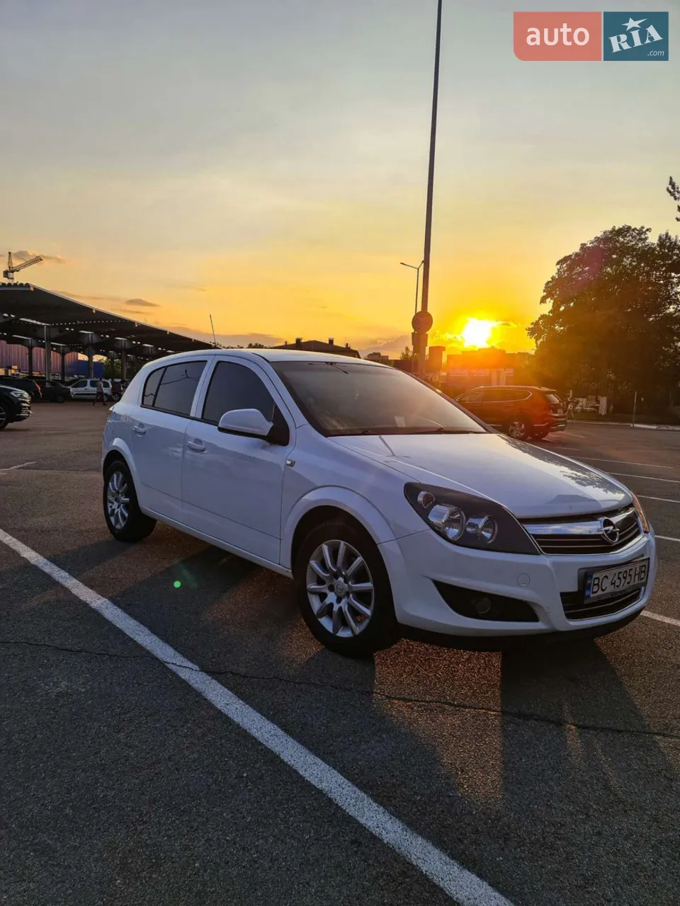 2011 Opel Astra - мініатюра 35