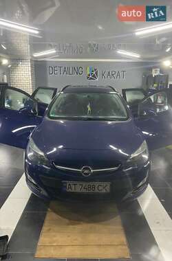 Универсал Opel Astra 2014 в 
