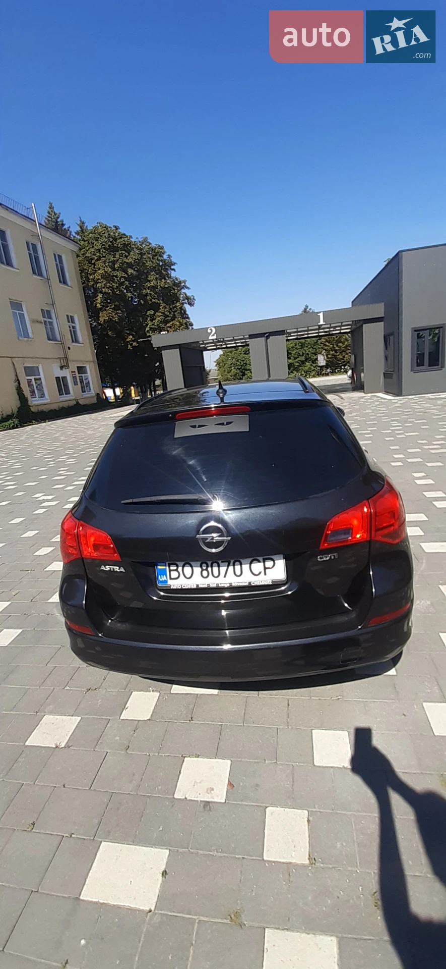2011 Opel Astra - фото 1