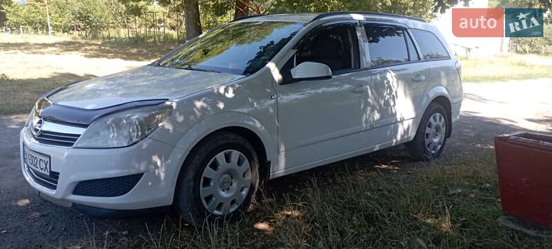 Універсал Opel Astra 2007 в Віньківцях