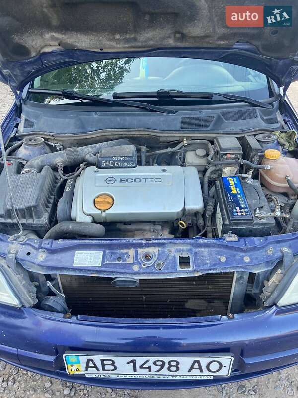 Хэтчбек Opel Astra 2004 в Бершади