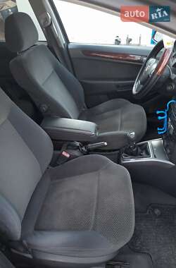 Універсал Opel Astra 2004 в Києві