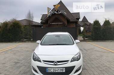 Универсал Opel Astra 2015 в Стрые