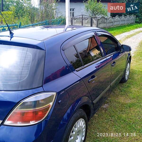 Хетчбек Opel Astra 2008 в Стрию фото 2 Хетчбек Opel Astra 2008 в Стрию