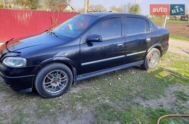 Седан Opel Astra 2006 в Чорткові