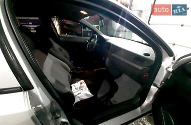 Хэтчбек Opel Astra 2005 в 