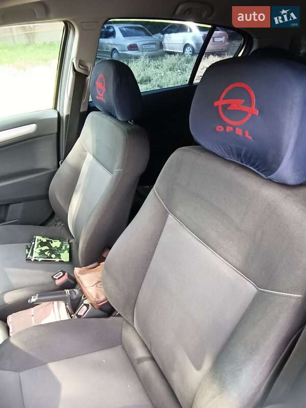 Хэтчбек Opel Astra 2008 в Покровске фото 7 Хэтчбек Opel Astra 2008 в Покровске