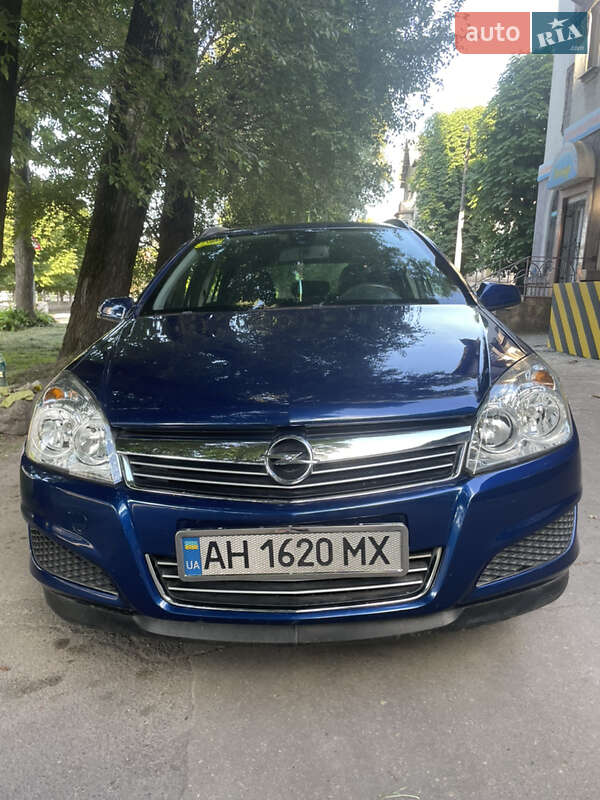 Opel Astra 2008