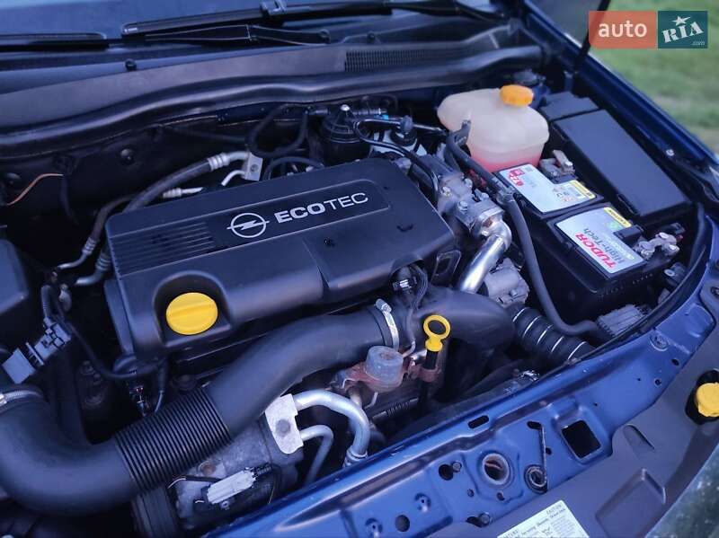 Універсал Opel Astra 2012 в Ічні