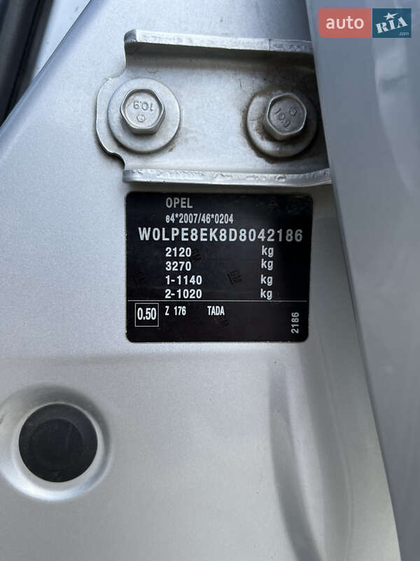 Универсал Opel Astra 2013 в Дрогобыче