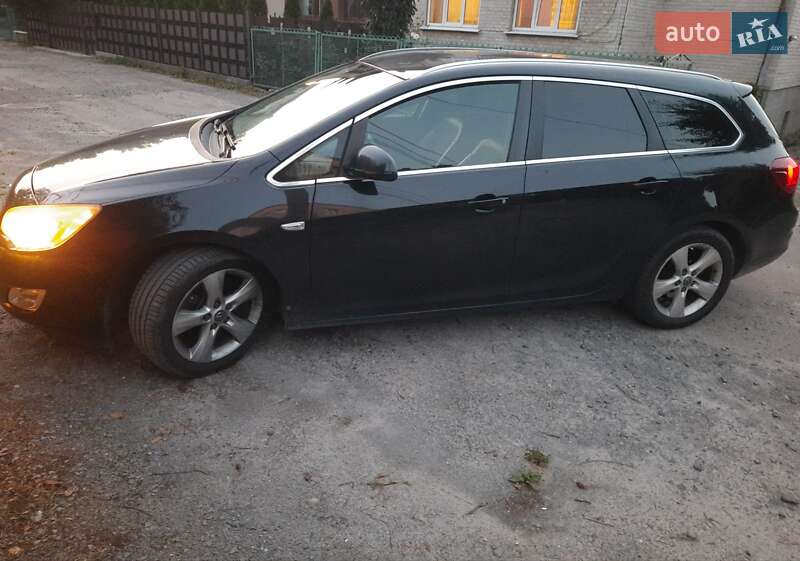 Универсал Opel Astra 2011 в Львове фото 3 Универсал Opel Astra 2011 в Львове