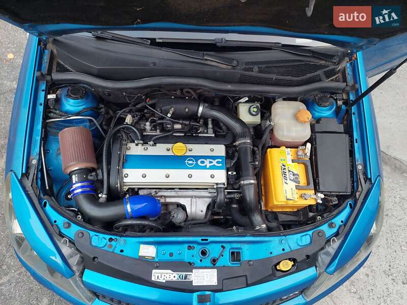 Хетчбек Opel Astra 2006 в Дніпрі