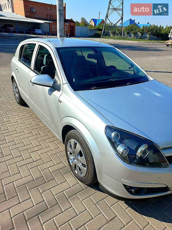 Хэтчбек Opel Astra 2005 в Белой Церкви