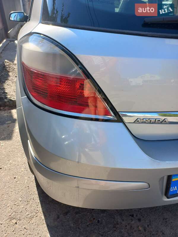 Хэтчбек Opel Astra 2005 в Белой Церкви