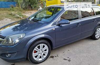 Універсал Opel Astra 2009 в Києві