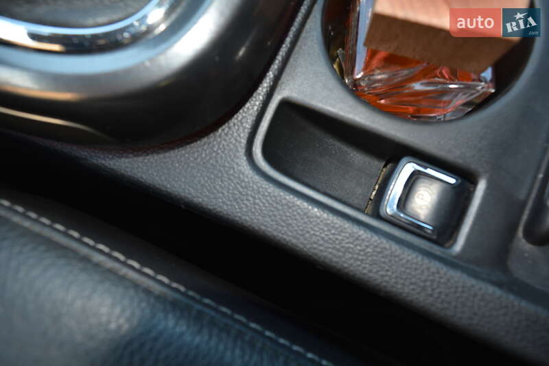 Универсал Opel Astra 2012 в Новоднестровске