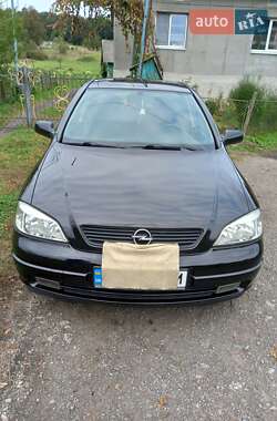 Седан Opel Astra 2002 в 